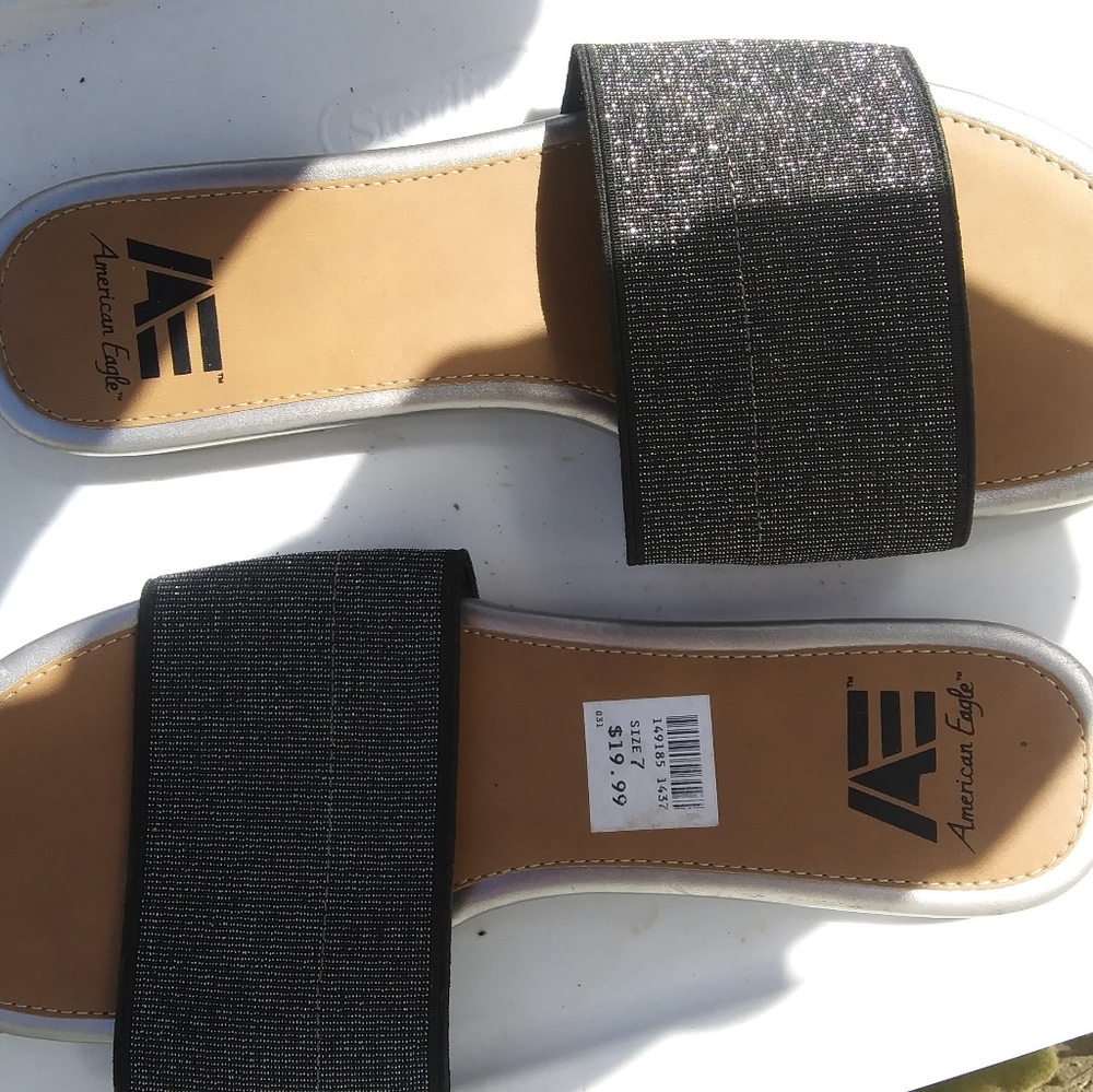 American Eagle sandles